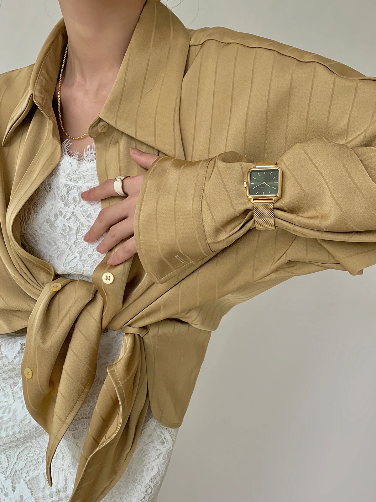 

PAPERLLL Design Sensation Silk Женская верхняя одежда irt на весну и лето Защита от солнца Свободный крой Длинные све в полоску на пуговицах