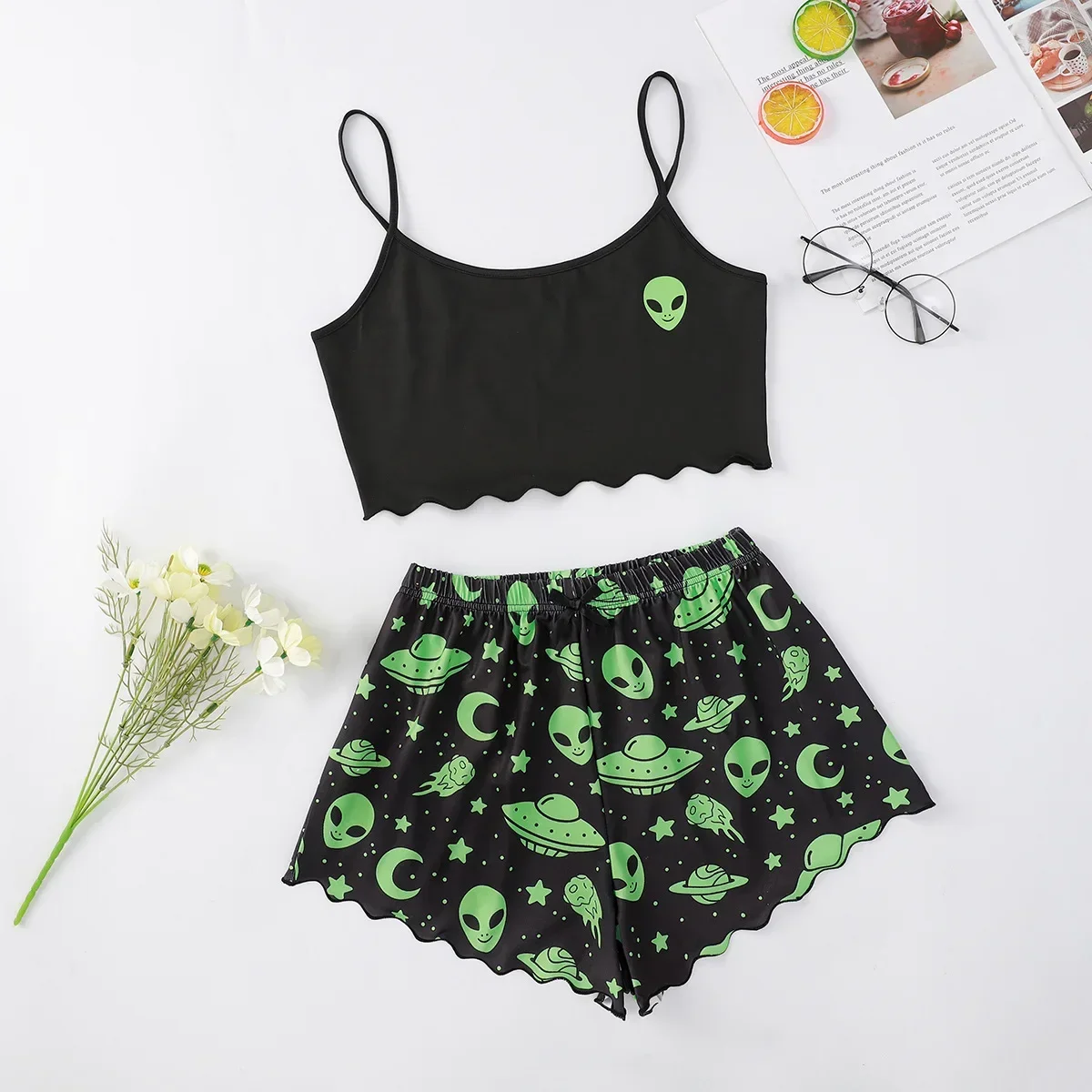 

Summer Pajamas Women's Sexy Alien Print Sling Sleepwear V-Neck Pyjamas Homewear Sleeveless Cute Top And Shorts Sets