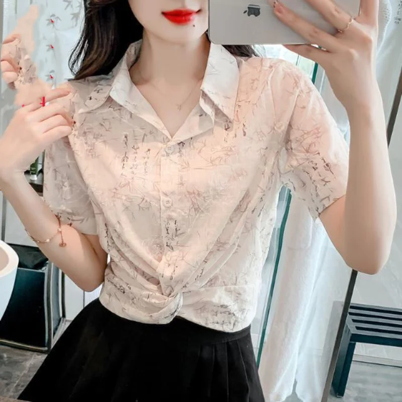 Minimalist Commuter 2024 Summer New Women\'s Blouse Polo-Neck Button Elegant Korean Loose Sweet Short Sleeve Printed Shirt Tops