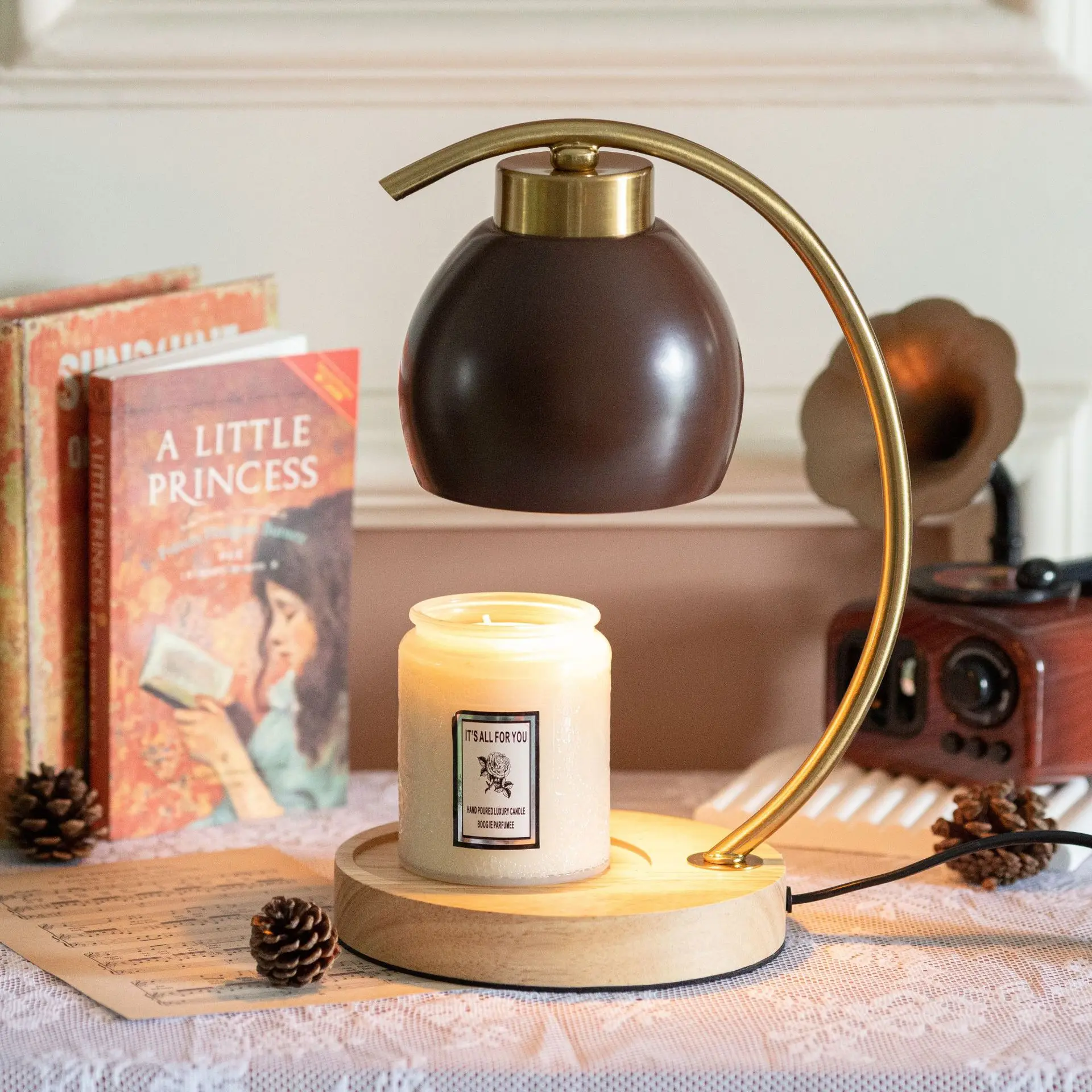 Elegant Crystal Wax Melt Lamp with Dimmable Light Perfect Gift for Home Decor Europe Style