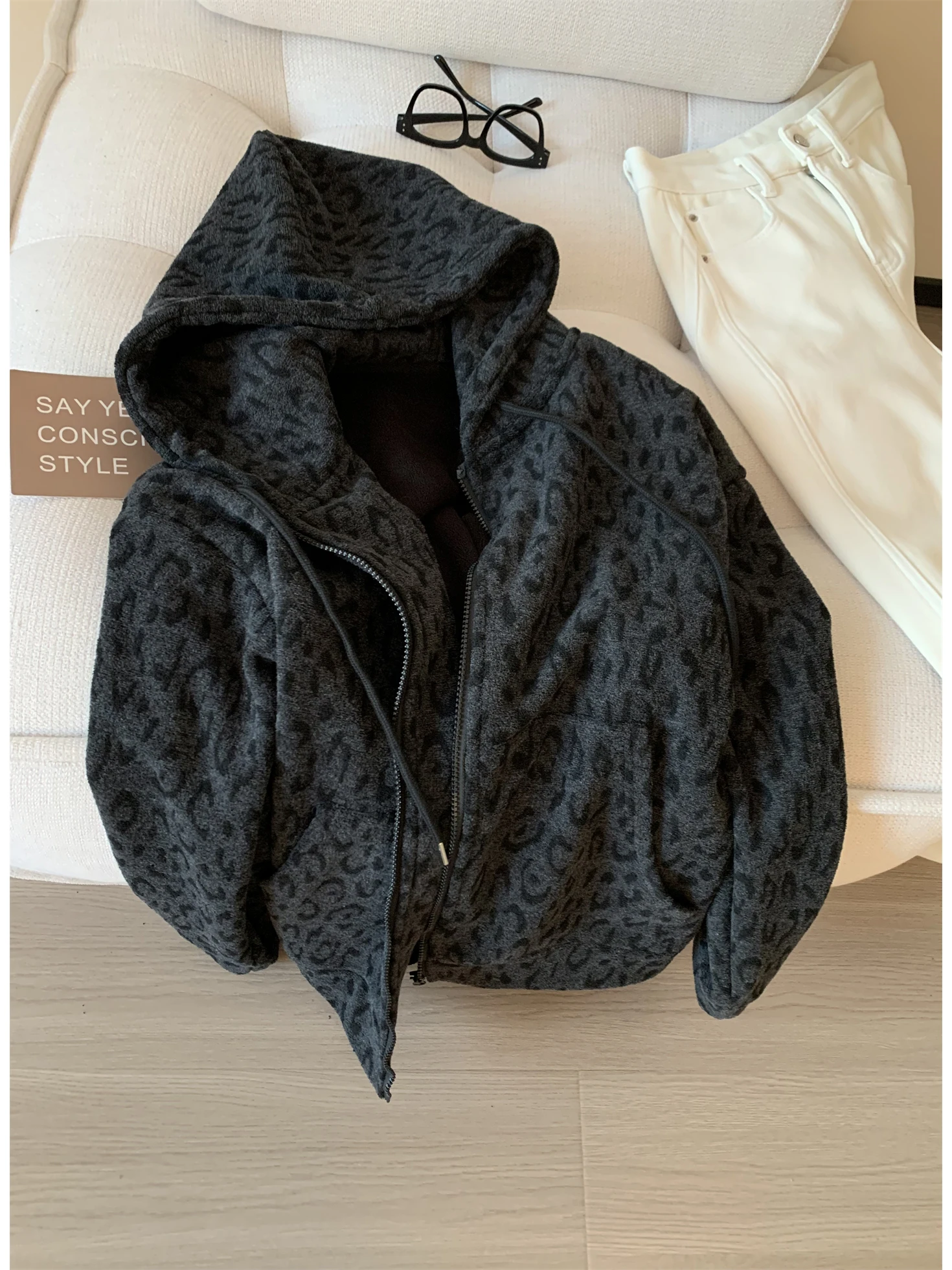

Retro Leopard Print Fleece Lined Hooded Jacket Women's Loose Fit Zipper Cardigan Casual Style Student Couple Sweatshirt