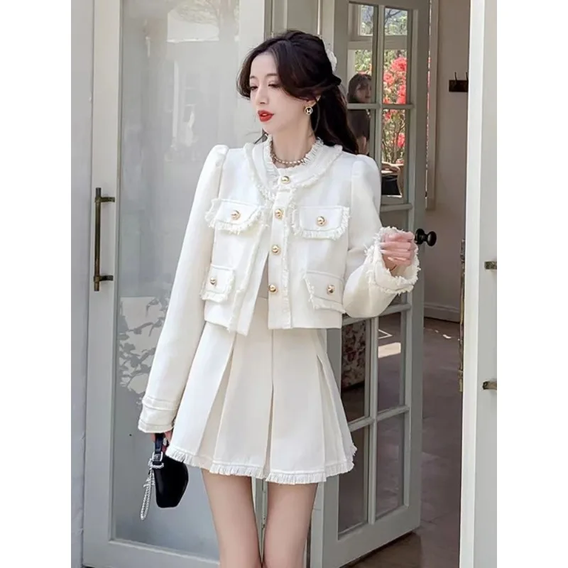 ชุดเซ็ตเสื้อแจ็คเก็ตสีชมพูสไตล์แฟชั่นไฮสตรีท สำหรับฤดูใบไม้ผลิ ฤดูใบไม้ร่วง แบบใหม่ สไตล์ฝรั่งเศส  พร้อมกระโปรงพลีท  ชุดสองชิ้น