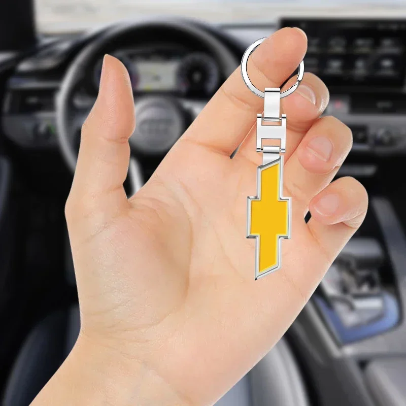 سلسلة مفاتيح بشعار السيارة ملحقات حلقة مفاتيح من سبائك الزنك لسيارة شيفروليه Z71 أفيو إمبالا لاكيتي ماليبو شراع SS كروز سونيك سيلفرادو
