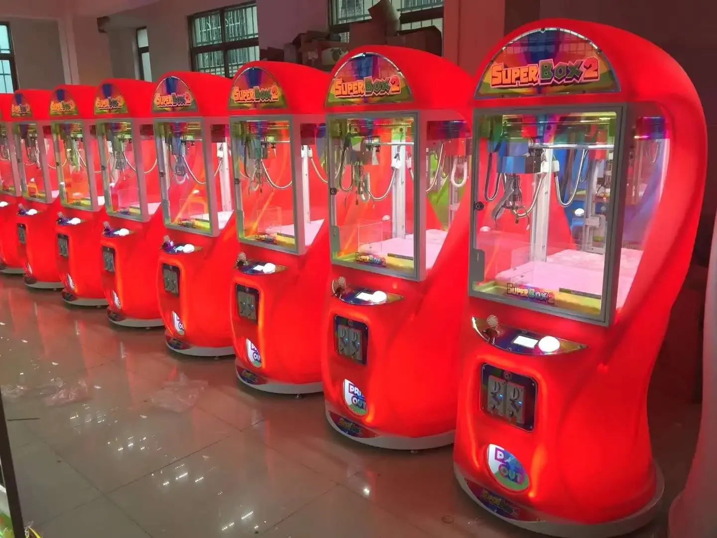 Factory Price Popular Green Toy Planet Mega Mini Claw Crane Machine With Bill Acceptor Coin Operated Toy Claw Vending Machine