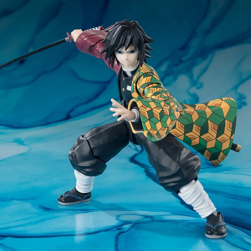 In Magazzino Bandai Originale SHFiguarts SHF Demone Slaye Giyu Tomioka Anime Action Figure Modello Giocattolo Finito Regalo per I Bambini