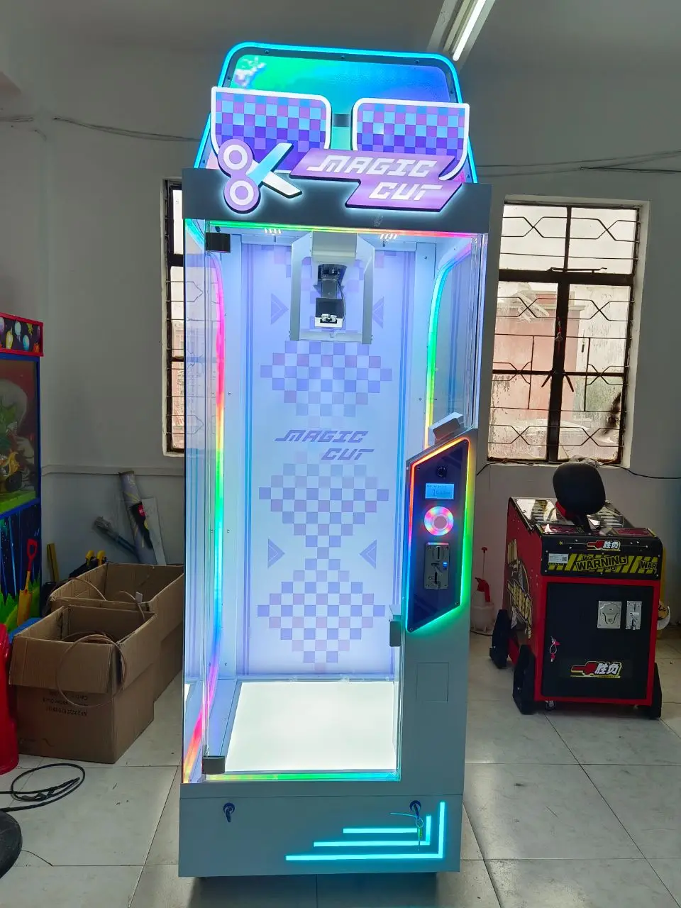 Neofuns Giochi a gettoni Magic Cut Ur Prezzo Distributore automatico di bambole da taglio