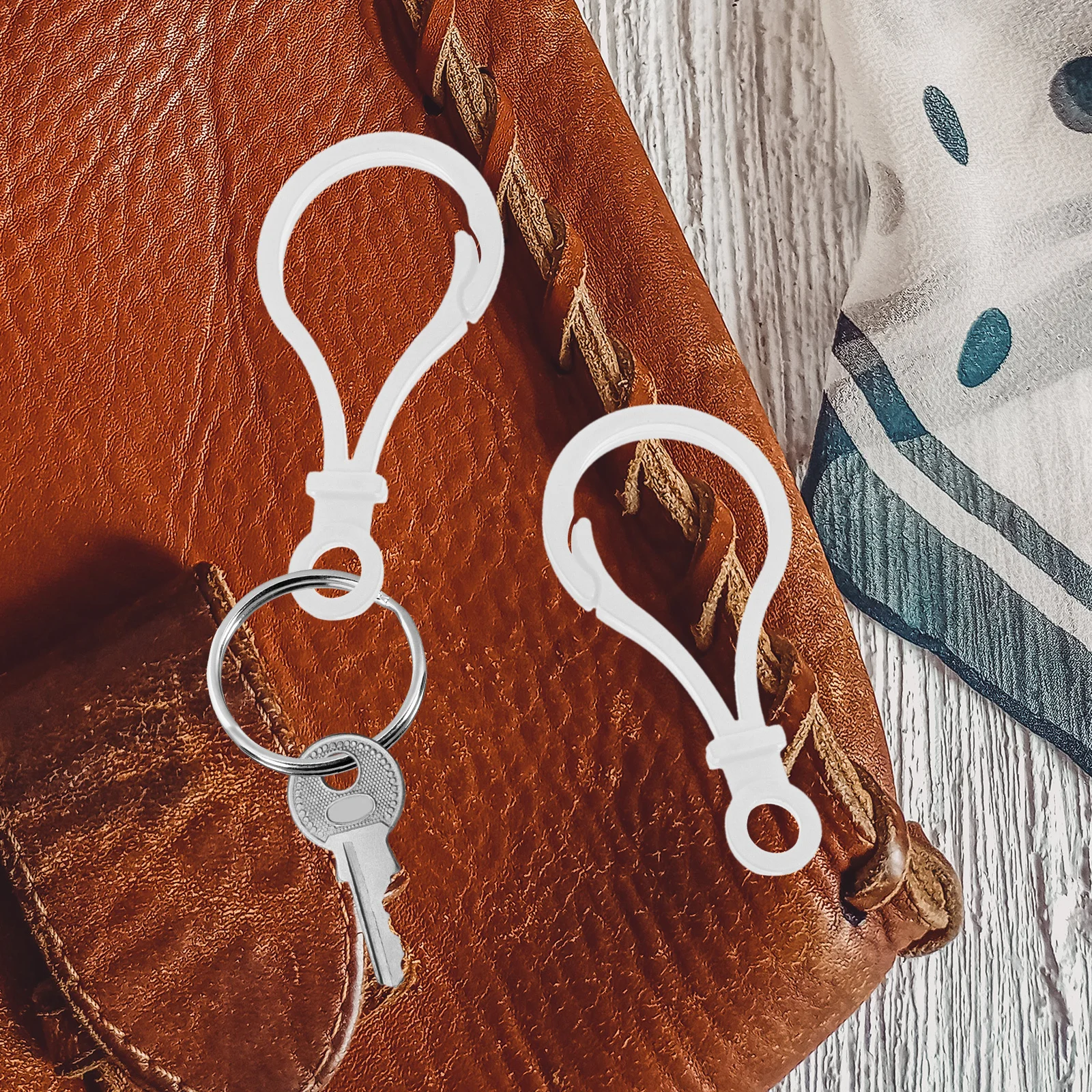 100Pcs Lobster Claw Clasp Plastic DIY Jewelry Making Connector Clips Lightweight Durable Snap Hook for Bracelets Necklaces