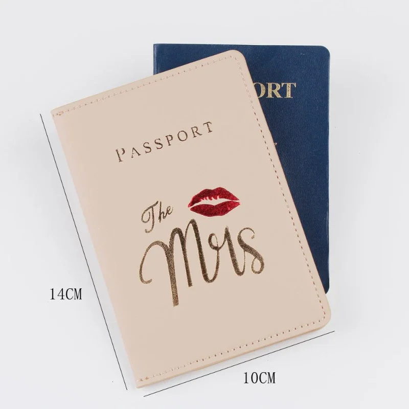 Mr/Mrs Couple Passport Cover Fashion Pu Travel Wallet Passeport Personnalisé Name Passport Holder Customizable Names