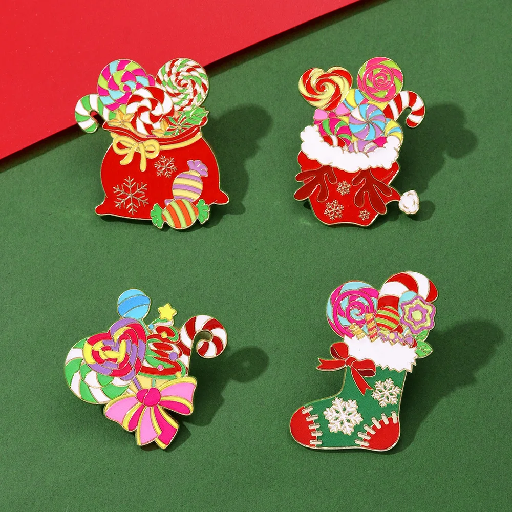 Christmas Cute Badge Brooch Environmental Zinc Alloy Drip Oil Christmas Candy Santa Claus Backpack Decoration