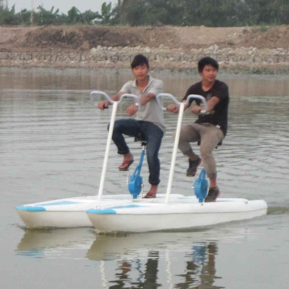 2019-Themenpark Commodity Water Float Spielausrüstung Wasserfahrrad für Kinder und Erwachsene