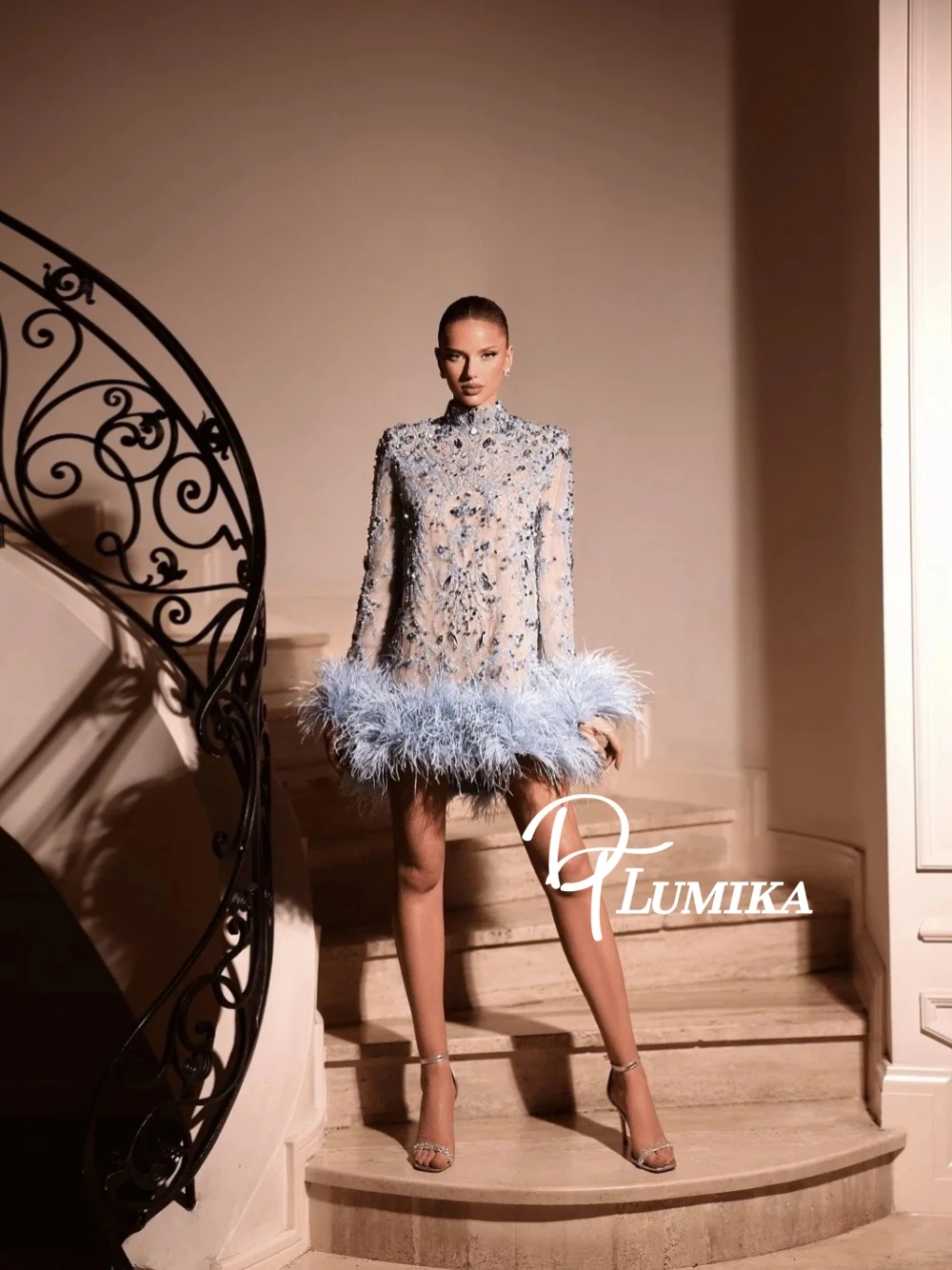 

Captivating Blue Feathers Mini Evening Dress Customized Beaded Sequined High Neck Cocktail Gown Party Long Sleeves Luxury Wear