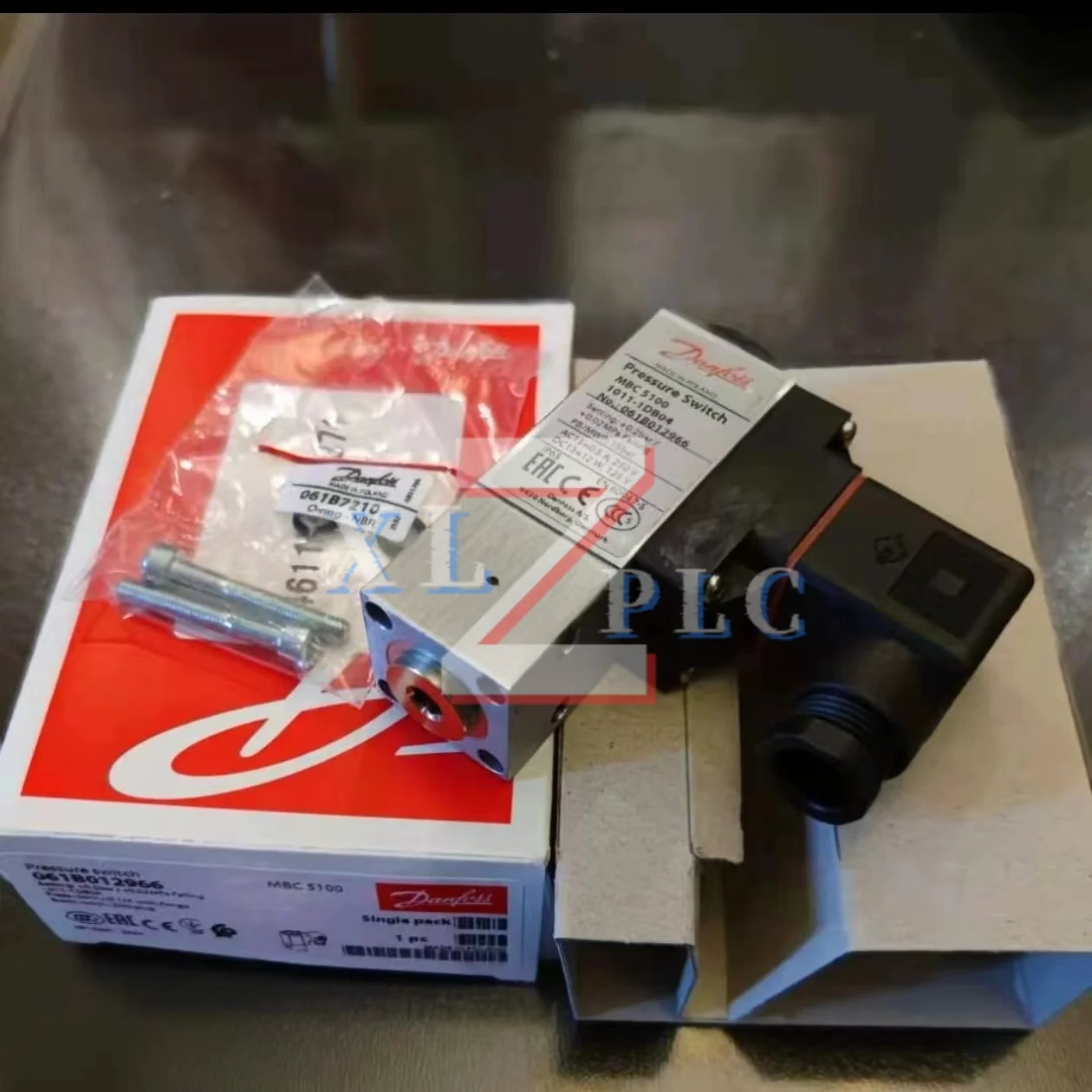 

Pressure Switch new original 061B000466 060-110191 060-312166 061B100566 060-310366