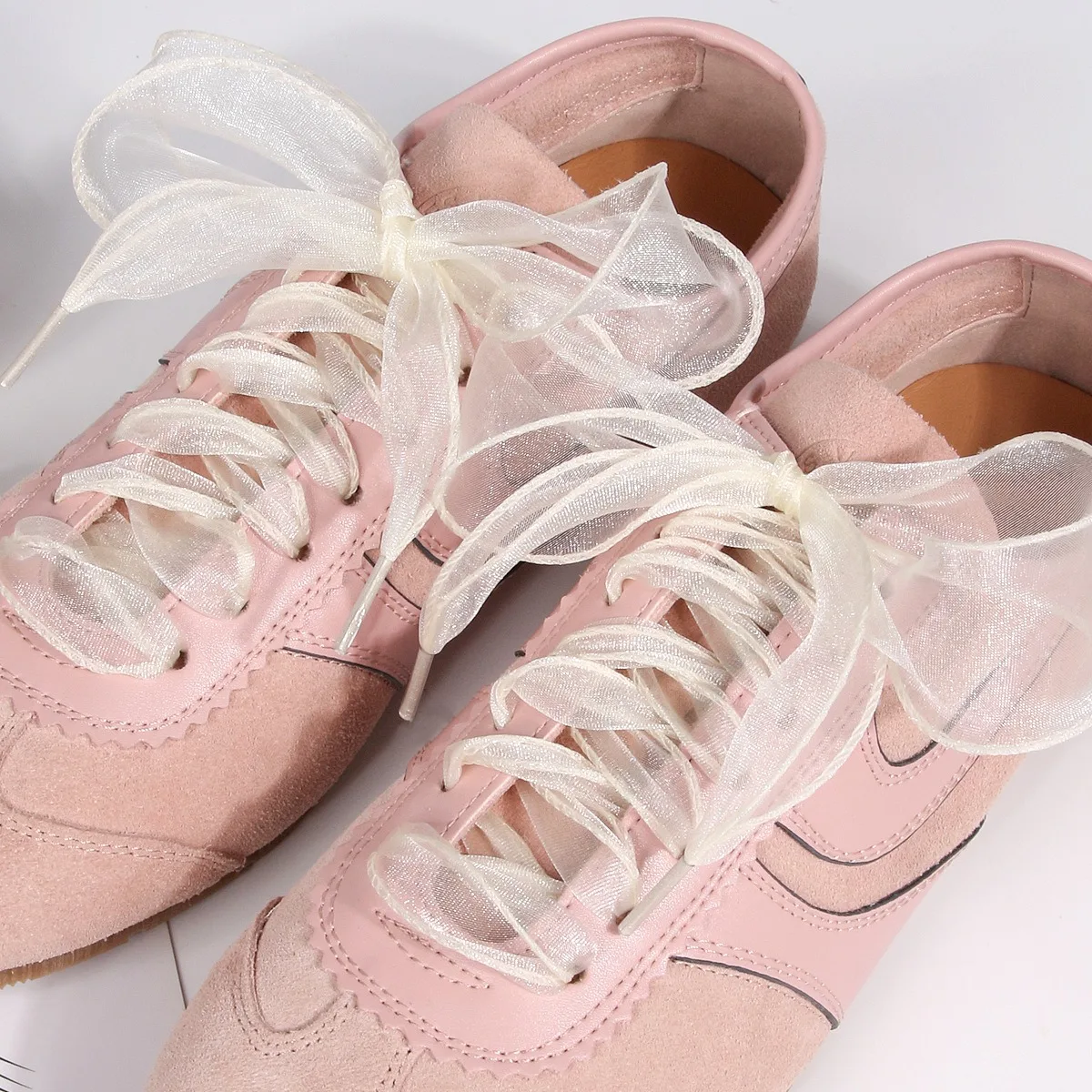 New Fashion Flat Sheer Shoelaces 4CM Wide Snow Yarn Lace for Women and Girls Fancy Shoe Laces 1 Pair