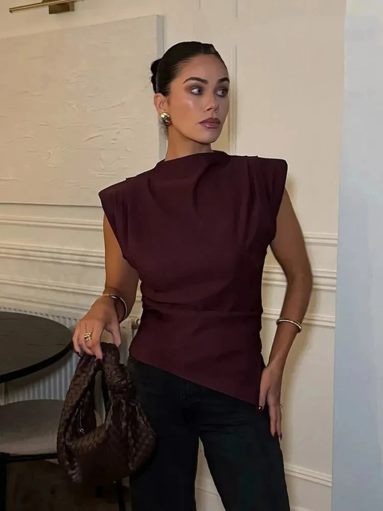 

New ArrivalsFashion Shoulderless European American Style Top Simple Pleated Decorative