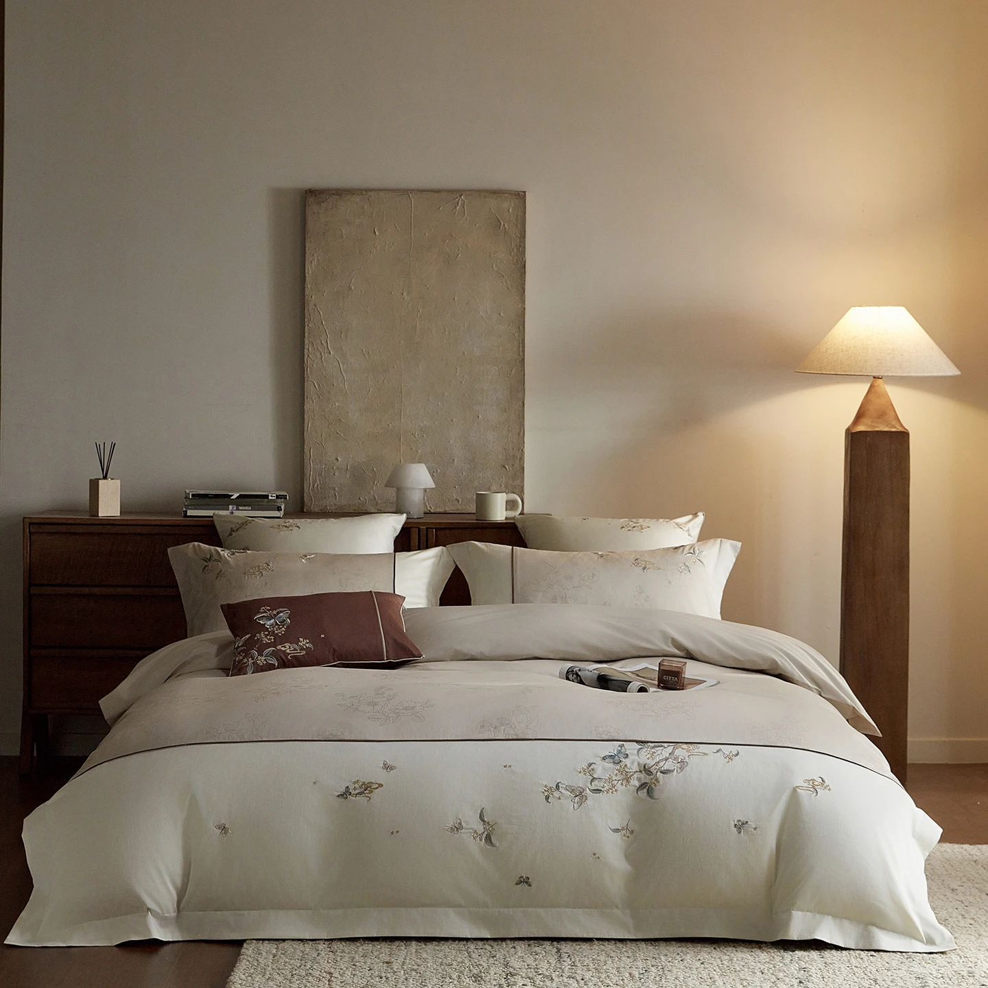 

Элитный комплект постельного белья с вышивкой в виде бабочек и цветов, 600TC, из египетского хлопка, жаккардовый пододеяльник, простыня/натяжная простыня, наволочки