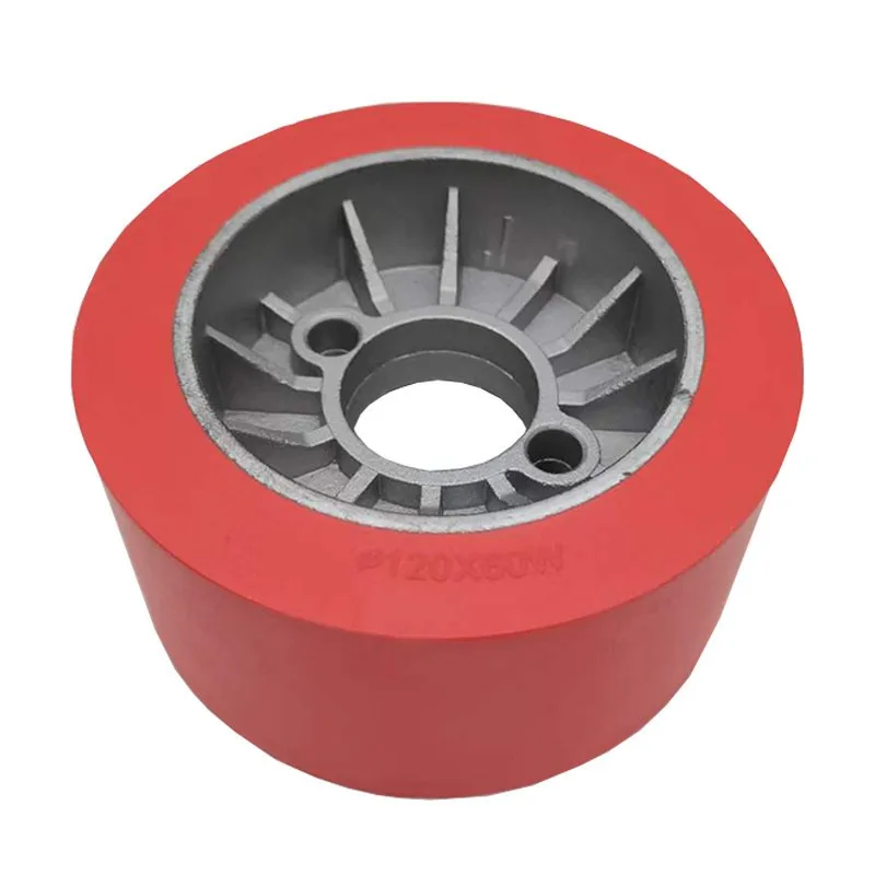 

Прессовочный ролик для подачи материала, изготовленный из резины, аксессуар для четырех- и семиколесных деревообрабатывающих фрезерных станков, прочный.