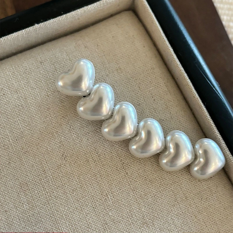 Red Seamless Hairpin, Duckbill Clip, Small Clip, Pearl Hairpin, Eight-character Bangs, Side Clip Hair Accessories, Woman