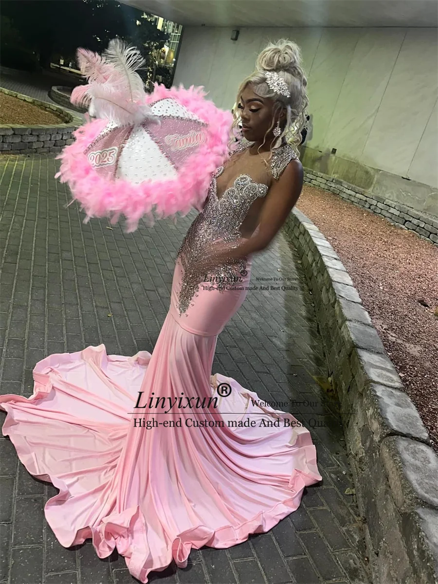 Shiny Glitter Diamonds Long Pink Prom Dress For Black Girls Beaded Crystal Rhinestones Feather Evening Gown Birthday Party Dress