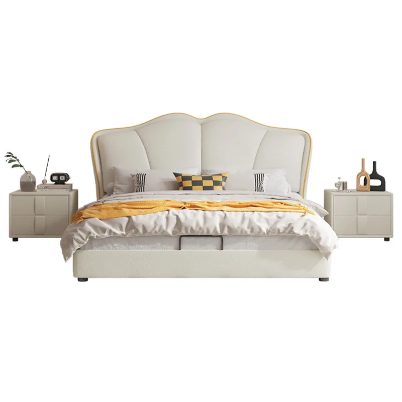 

Cream wind cat scratching leather bed, modern minimalist double bed