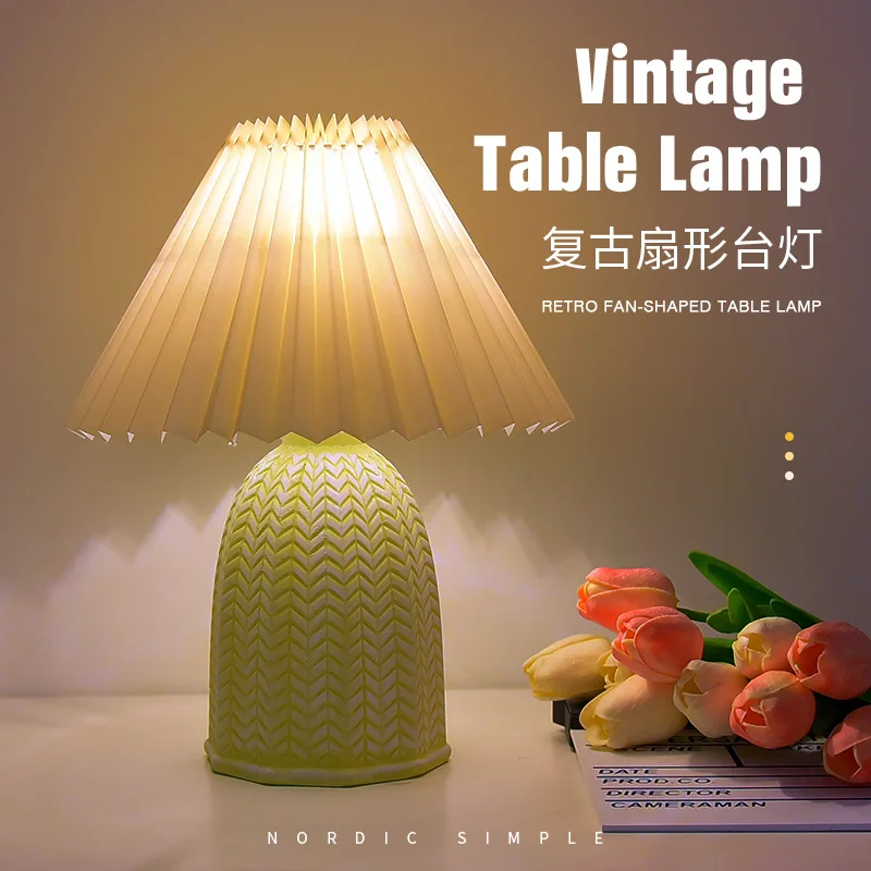 #For Nordic pleated retro desk lamp ceramic bedroom study bedside lamp premium ins decorative atmosphere light night light