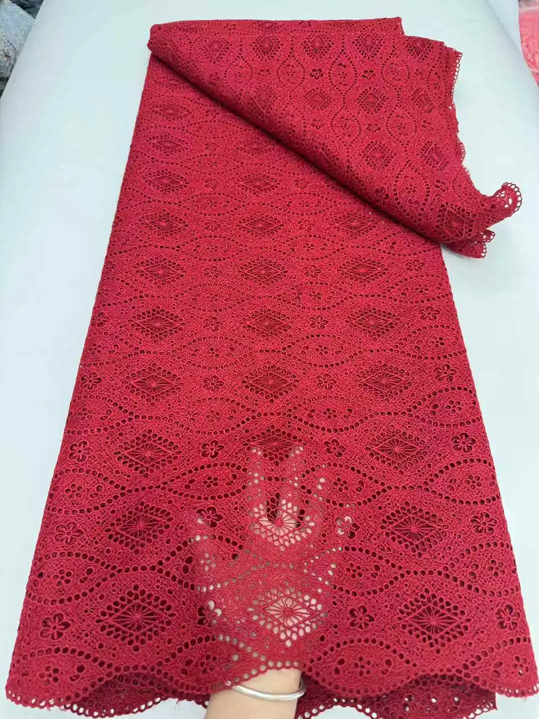 

African Guipure Cord Sequins Lace Fabric 2025 High Quality Nigerian Water Soluble Lace Fabric For Women Party Dresses