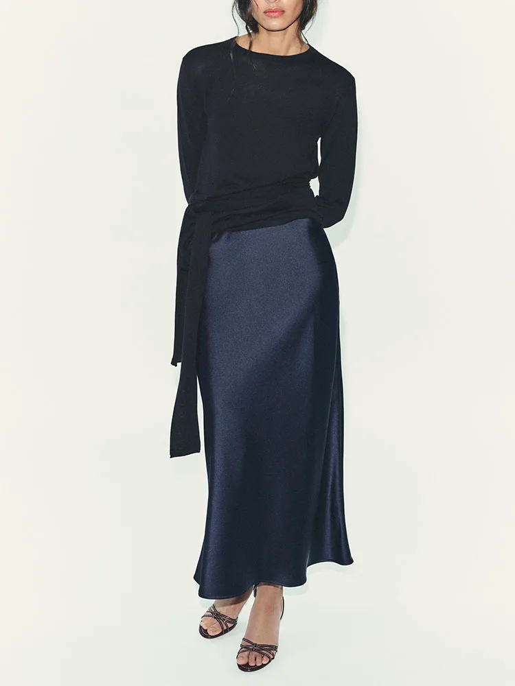

Fashionable Satin Midi Skirt Women's Winter New Arrival Elegant Versatile Silk Texture Sweetness Ideal for Stage And Ethnic Wear