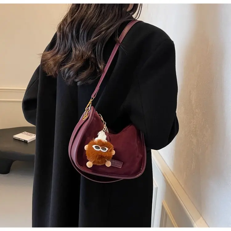 

Luxury 2025 Women's Shoulder Bag, Retro Inspired Quilted Purse, Multi-Functional Casual Shopper with A Zipper for Work