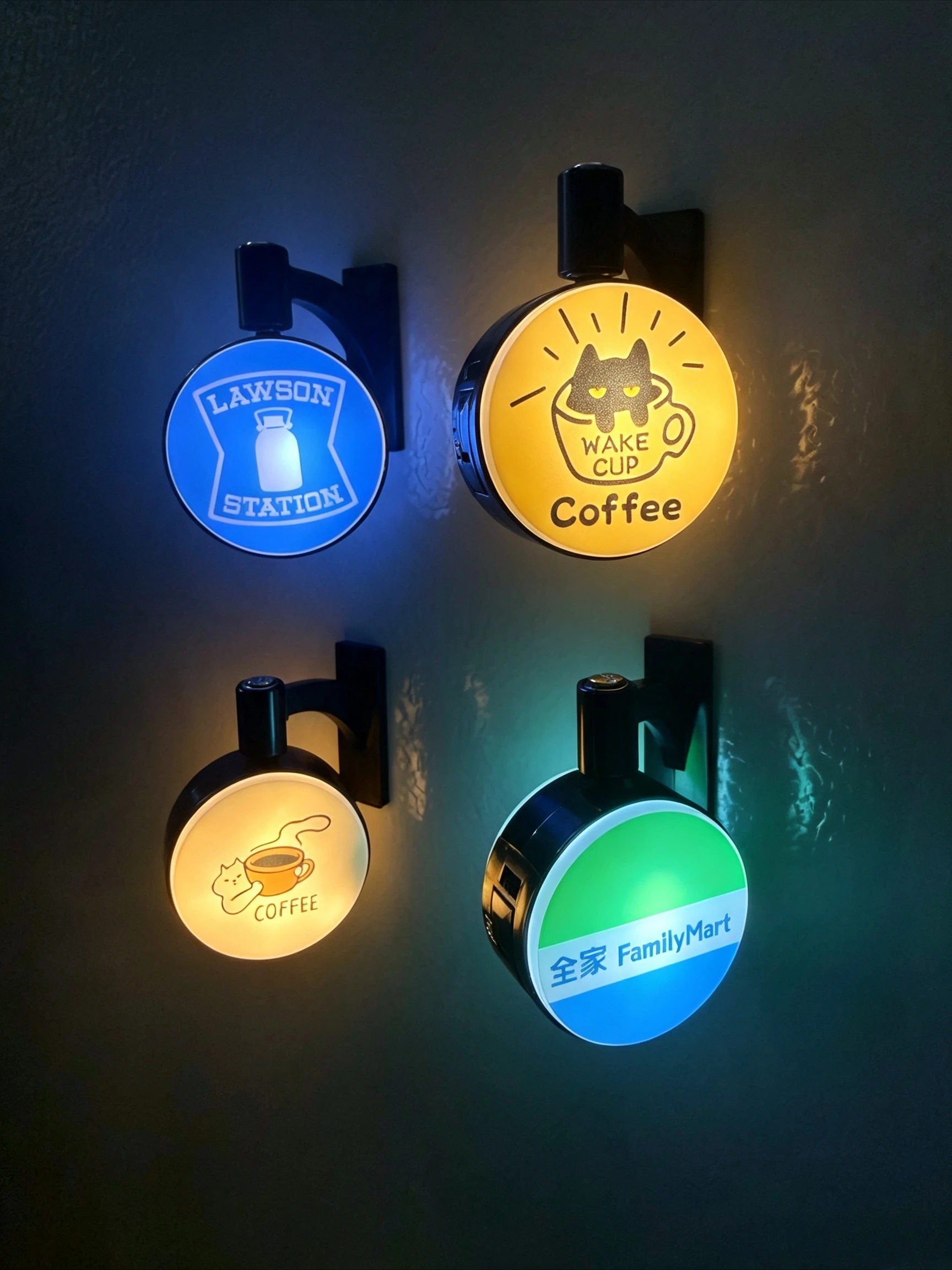 Rotatable LED Fridge Magnet Cat Coffee FamilyMart Lawson Mini Light Sign Home Kitchen Wall Decor Gift