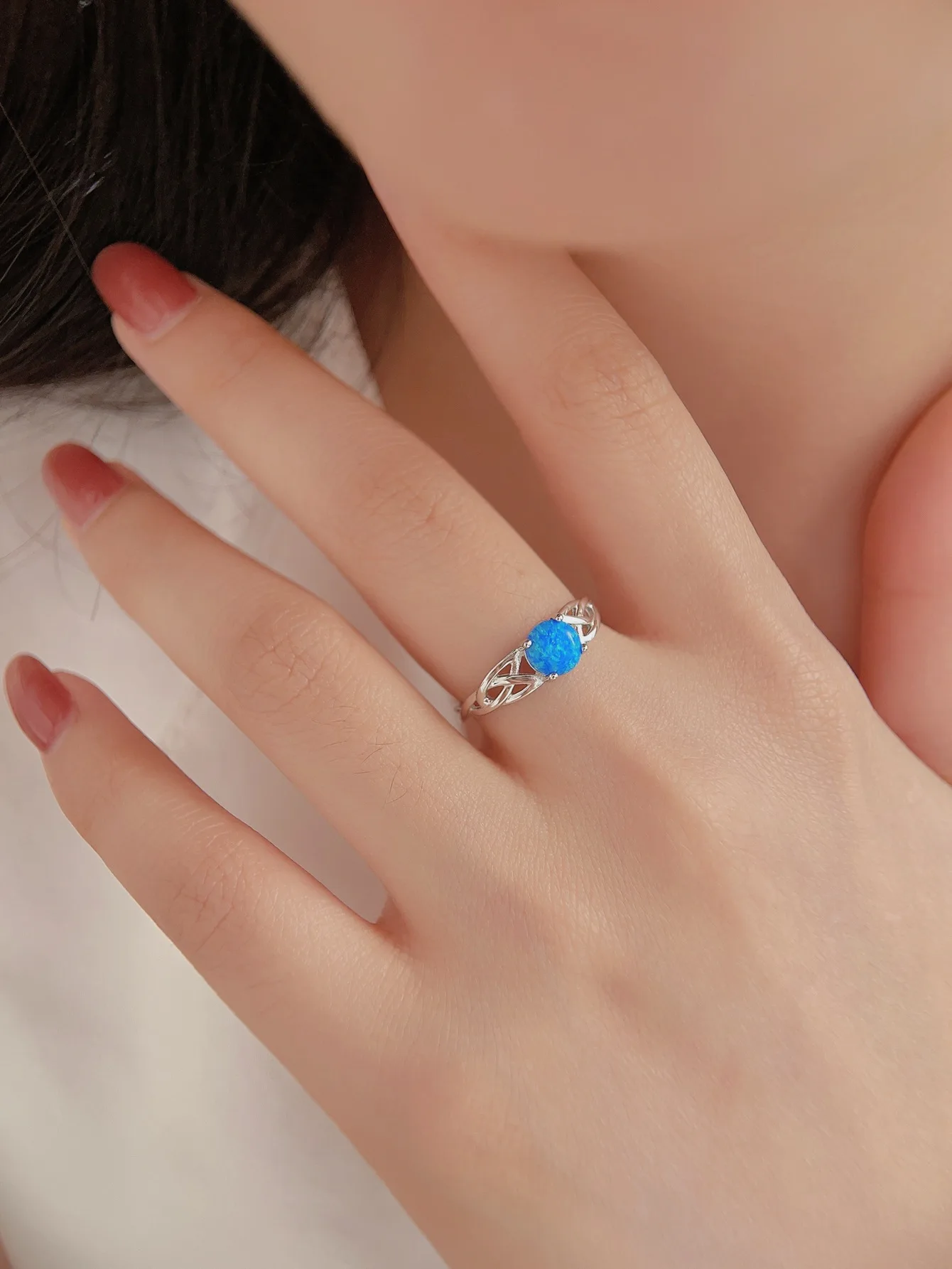 Pure 925 Silver Women's  Flower Ring with Zircon and Blue Light Opal Noble Elegant Color for Anniversary or Important Party