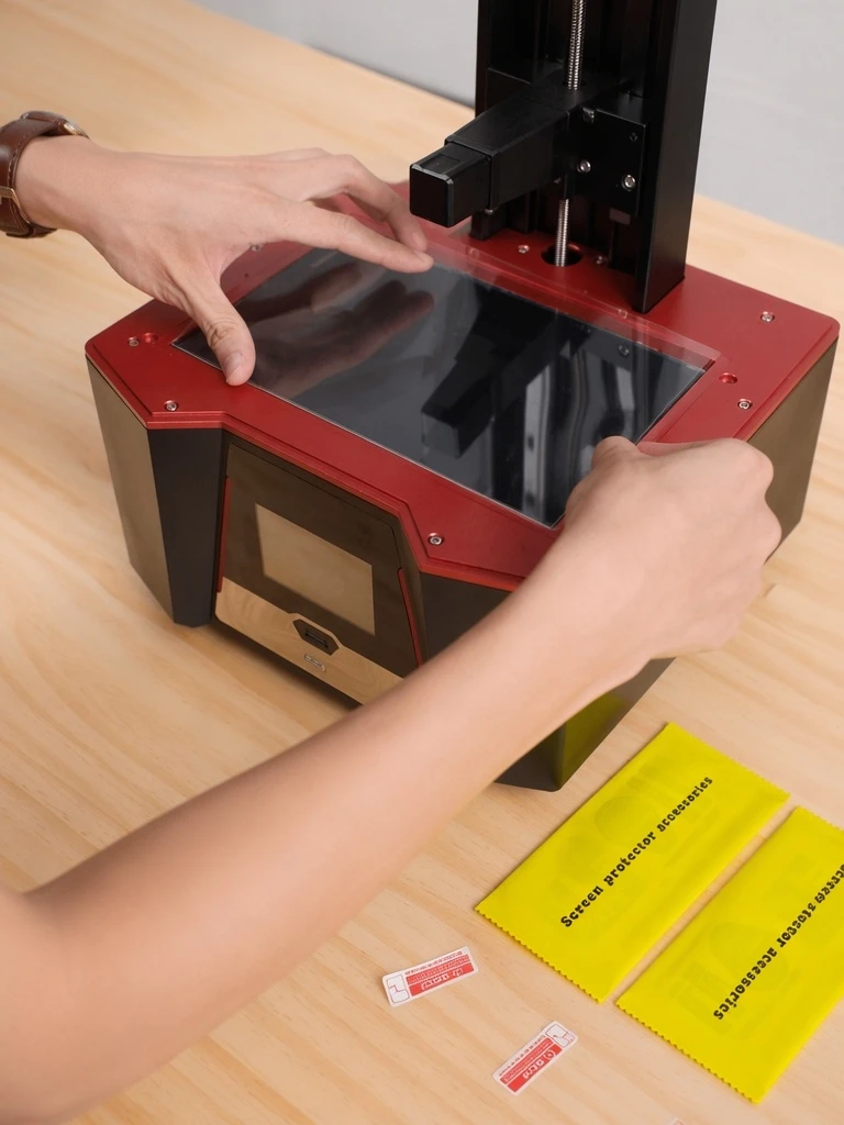 Szkło hartowane 9H do drukarek 3D ELEGOO Saturn 4 i Saturn 3 Series MSLA, folia ochronna na ekran LCD. — zdjęcie produktu 7