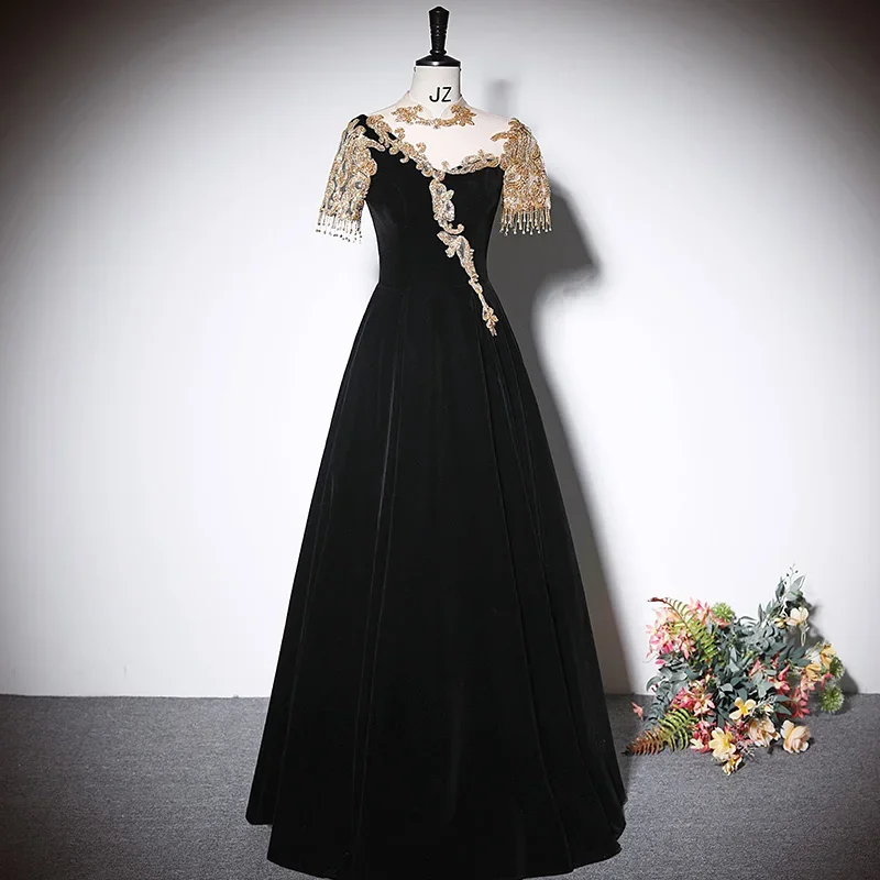 

Customized Evening Dress Black Flannel Goulden Appliques Short Sleeves Floor Length A-Line Plus Size Women party Formal Gown