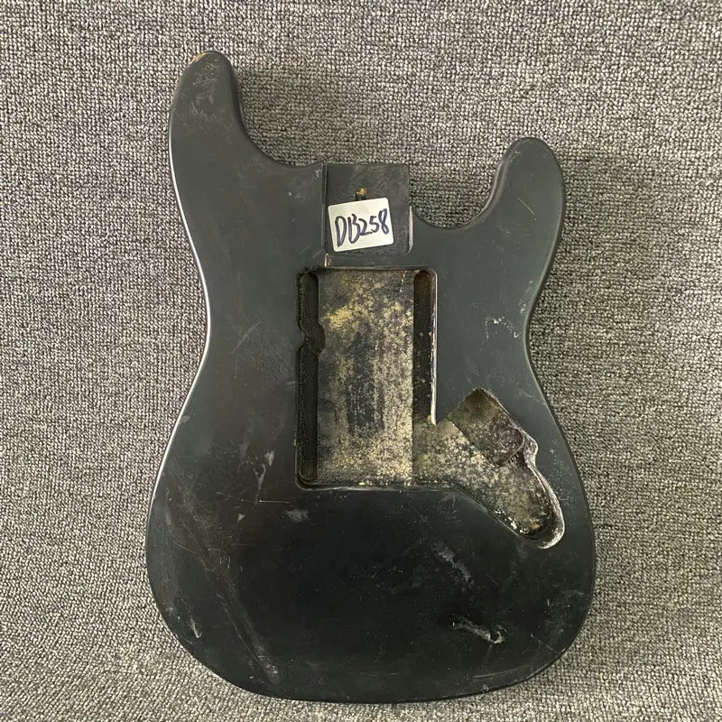 DB258 DIY Guitar Part Unfinished ST Guitar Body Black Color Solid Basswood with Cracks Special Sales