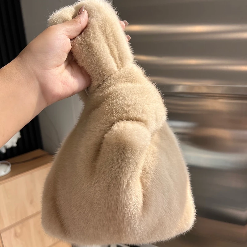 Mink Fur Handbag Women's Plush Handbag Vest Bag 2024 Autumn and Winter New Item Leather Versatile Plush Handbag