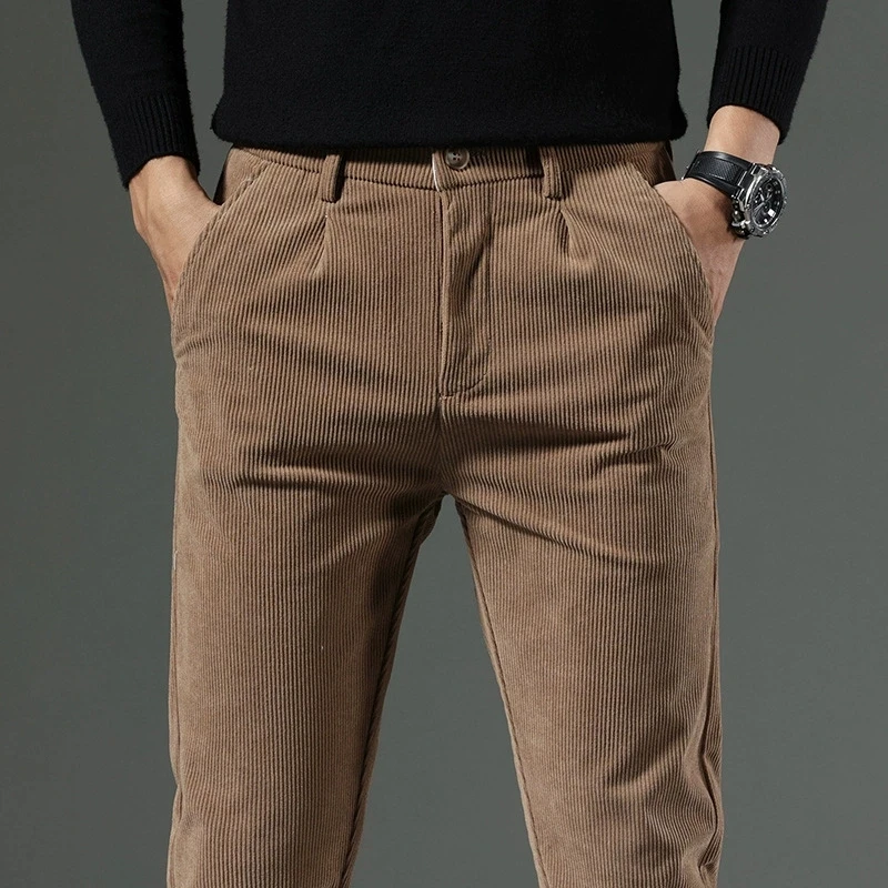 Pantaloni di velluto a coste da uomo autunno e inverno Nuovi abiti da uomo Pantaloni casual slim fit elasticizzati Pantaloni da lavoro da uomo d'affari di moda