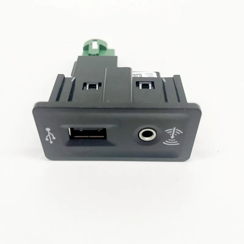 High Quality CarPlay Media USB AUX Switch 5Q0035726E For Golf MK7 Passat B8  5Q0035726E
