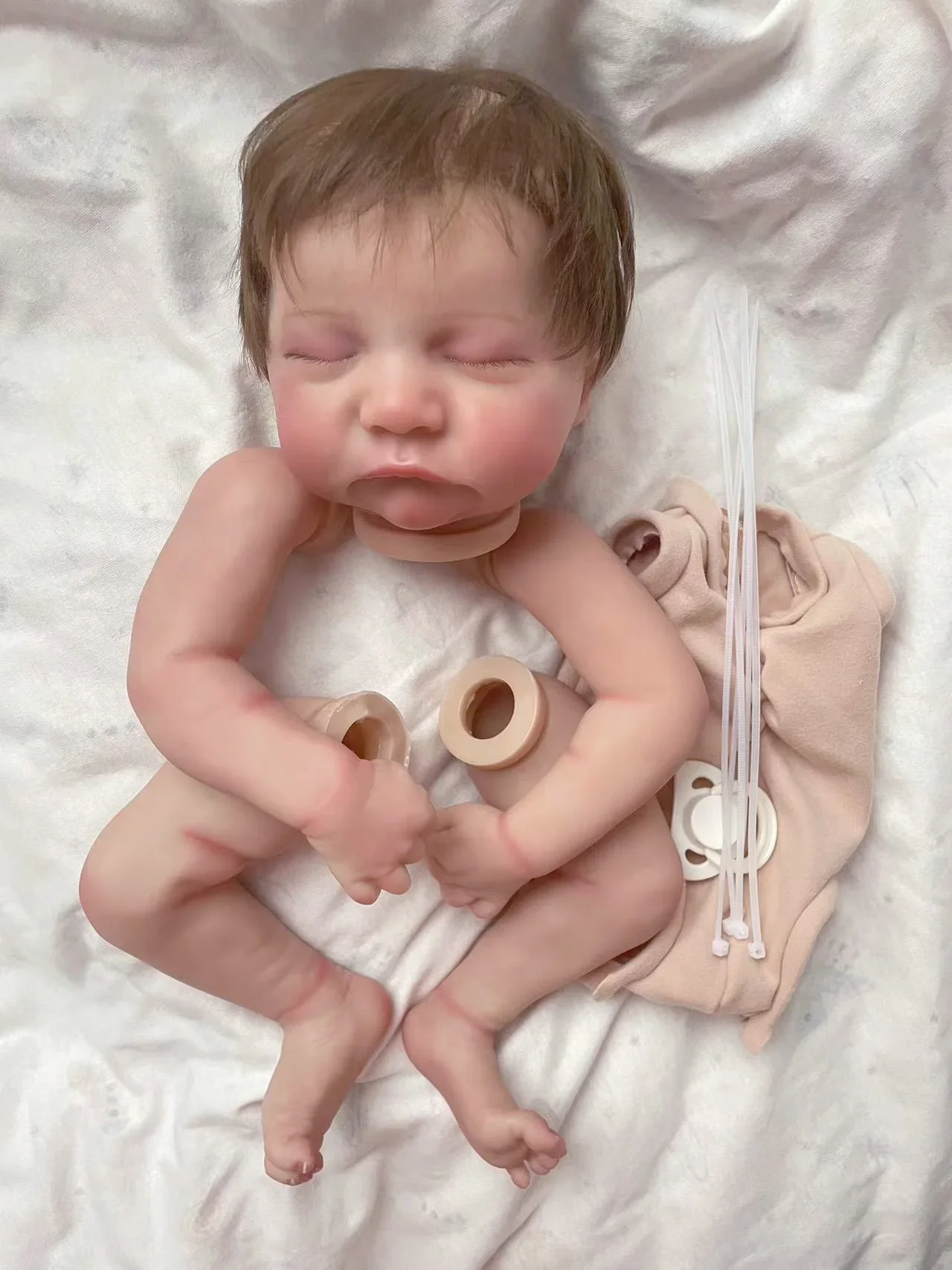 19inch Levi Sleeping Already Painted Reborn Doll Parts Doll Kit Lifelike Baby 3D Skin With Visible Veins and Cloth Body