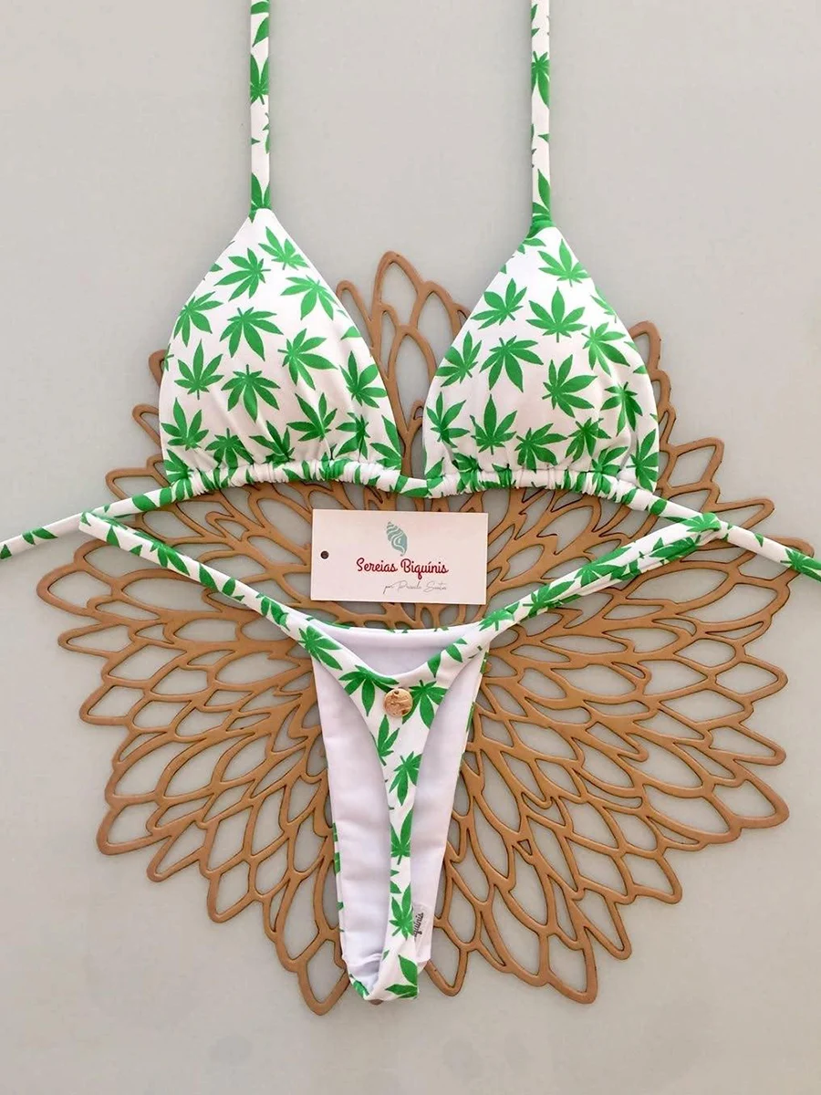 

Микро-бикини 2026: Женские купальники-стринги, сексуальные бразильские бикини, комплект с лямкой через шею, принтованный купальник, летняя пляжная одежда