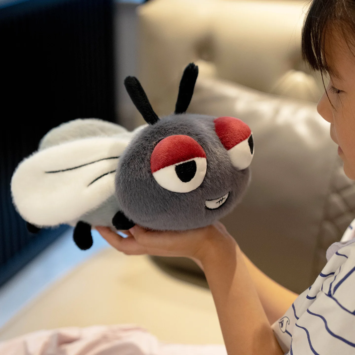

Injurious Insect Series Stuffed Toys Intresting Feature Plush Flies Mosquitoes Cockroaches Doll Venting Toys Quirky Dolls Pillow