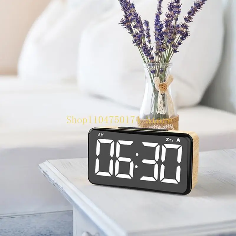 Digital Alarm Clock Memory Clock LED Bedside Clock with 6-Level Brightness for T Top Sale