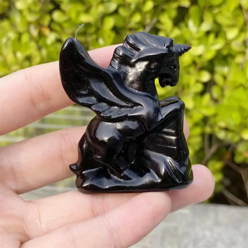 Natural Black Bbsidian Unicorn Hand Carved Stone Healing Polished Mineral Ornaments Home Decoration 1PCS