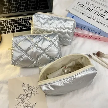 Silberne Lingge-Schleifenmuster-Make-up-Taschen für Damen, modisch, niedliche Dame, Mädchen, Kopfhörer, Schlüssel, Lippenstift, Kosmetik, Aufbewahrungstasche, Reißverschlusstasche