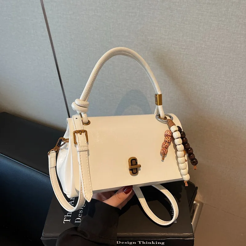 2025 트렌디 여성 크로스바디 백 레트로 소프트 PU 가죽 작은 사각 메신저 백 조절 가능한 스트랩 일상 캐주얼 오피스용