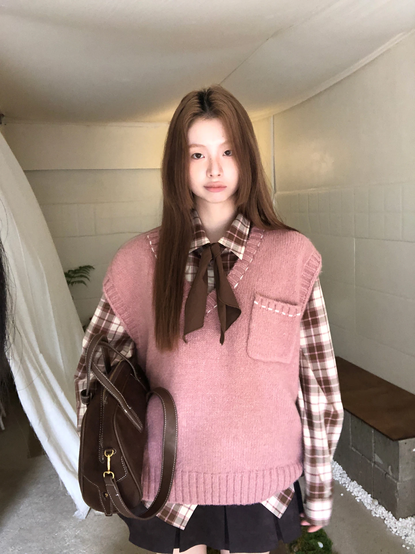 

Spring Faionable Pink Woolen Knitted Vest Women's Svel Outerwear Ele Layering V-Ne Polyester Blend Vest