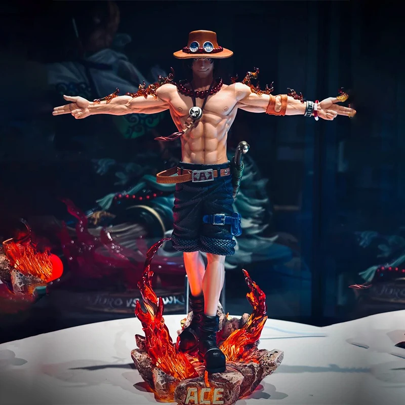 Pirate King Ace Cross Back Anime Handbetriebene Actionfigur Weißer Bart Thema Desktop Display Spielzeug Sammlerstück