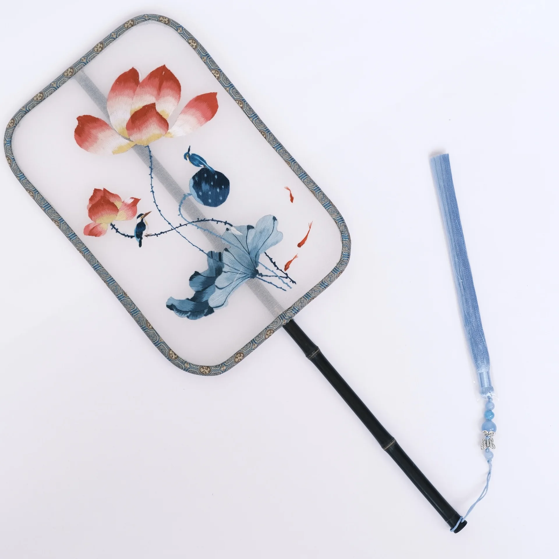 

Chinese Suzhou embroidery group fan, purely handmade Suzhou Chinese ancient silk fan. Silk double-sided show palace fan