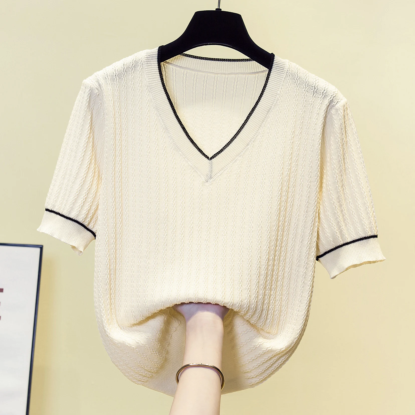 25032 apricot