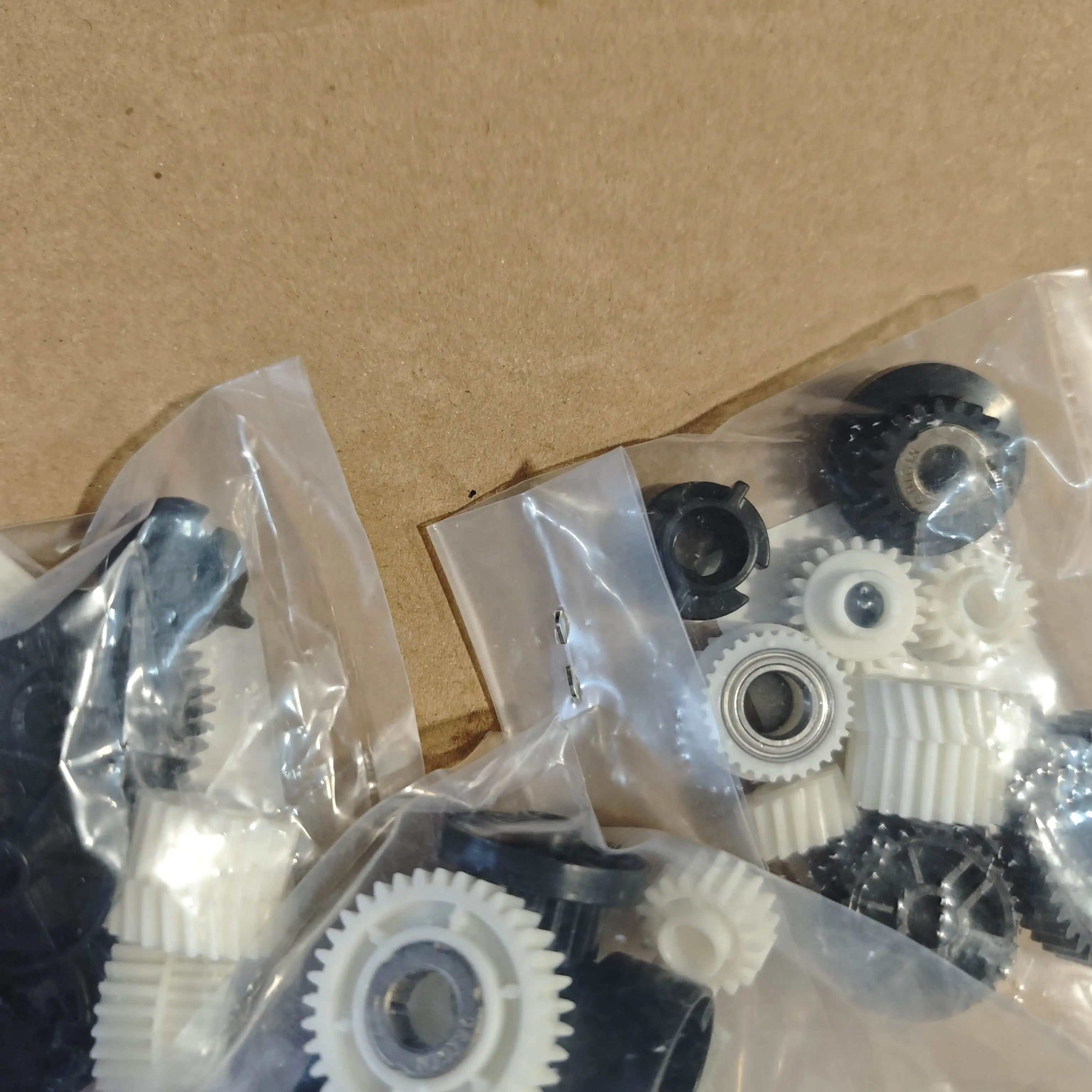 

1 комплект шестерен подачи бумаги в Ricoh Mp 7500 7502 6002 9002 8000 8001 9001 2060 1060 Aficio Mp 7503 9003gear Ab01-7617 Ab01-1469
