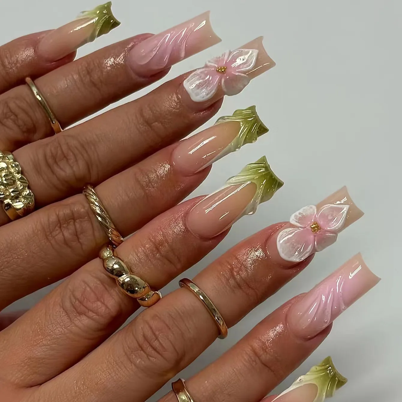 

24Pcs Long Square Head Fake Nails Press on 3D Flower Green Smudge French False Nails Detachable Artificial Full Cover Nails Tips