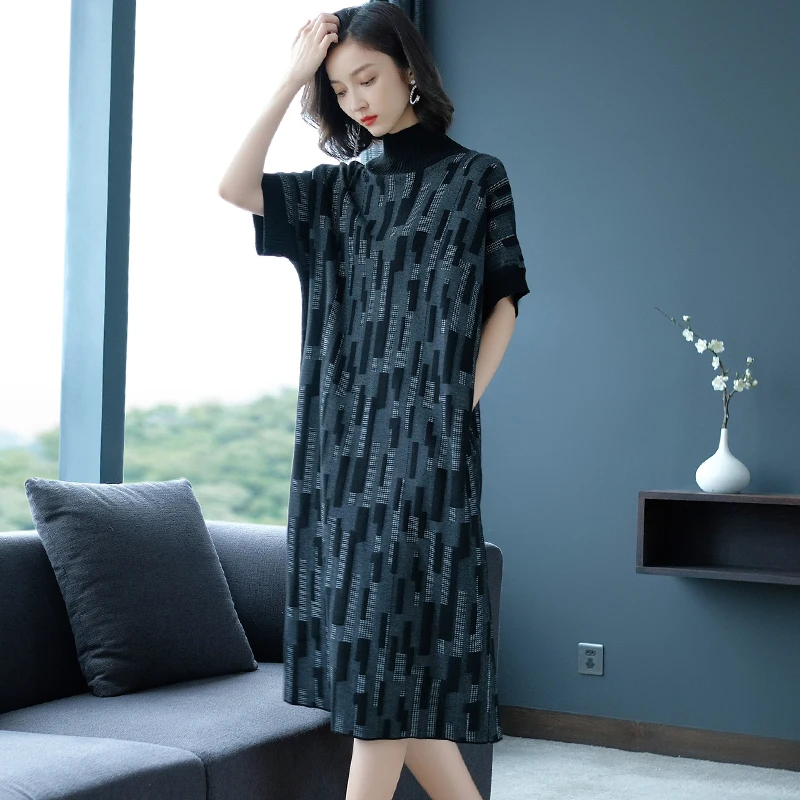 

New Top Grade Women's Wool Blend Dress Autumn Fashion Plaid Large Size Knit Dress Ladies Loose Oversized Long Sweater Dress