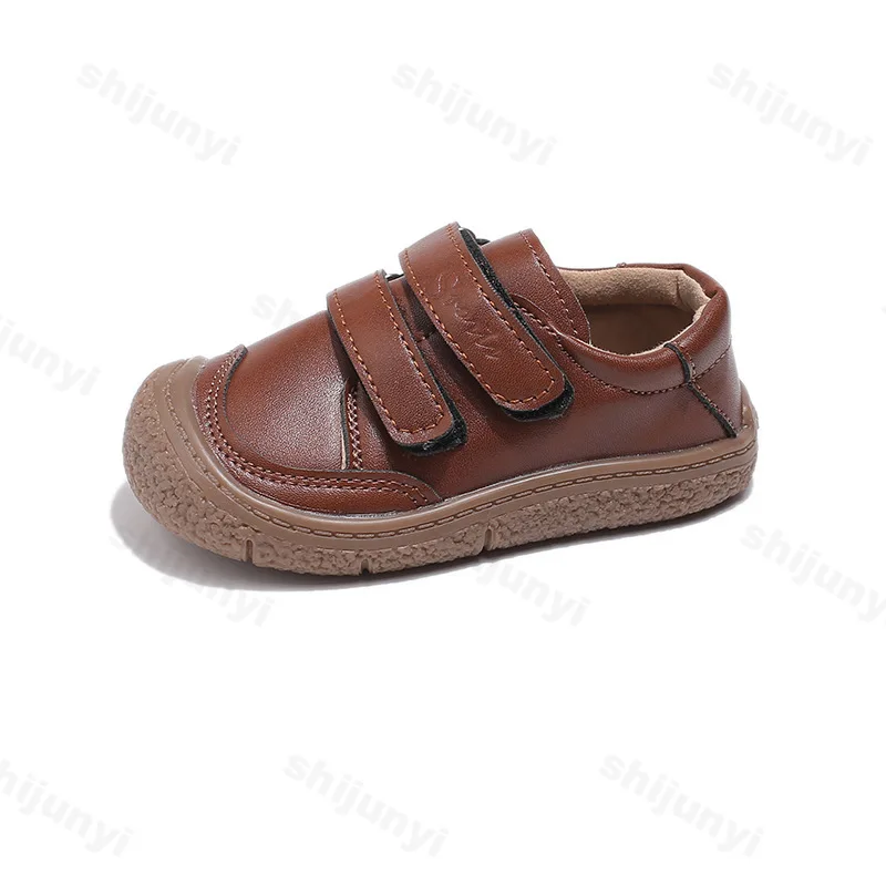 Scarpe sportive in pelle moda per ragazzi e ragazze Scarpe casual piatte traspiranti per bambini Sneakers antiscivolo con suola morbida Scarpe per bambini all'aperto